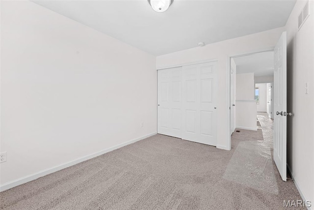 2921 Memphis St, Saint Charles, MO 63301 - unfurnished bedroom with carpet floors and a closet