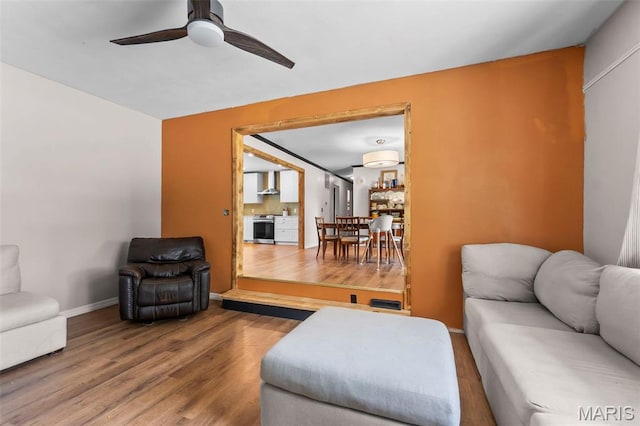 708 W 2nd St, Advance, MO 63730