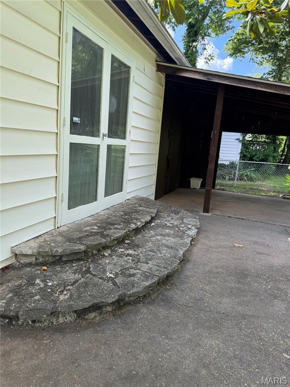 11646 Esperanza Dr, Florissant, MO 63033 - view of patio
