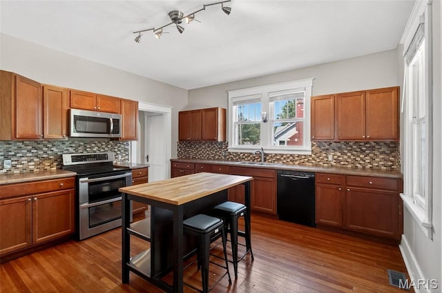 707 W Saint Louis St, Columbia, IL 62236