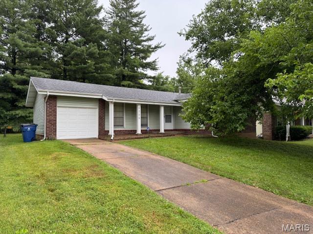 4384 Remus Dr, Florissant, MO 63033 - photo 1