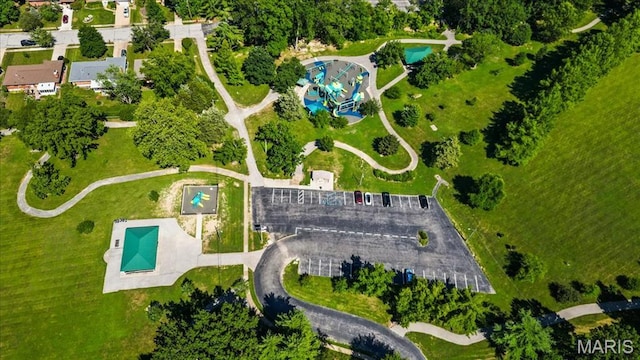 8822 Crest Oak Ln, Saint Louis, MO 63126 - aerial view of property and surrounding area with a pool area