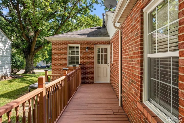407 N 28th St, Belleville, IL 62226 - wooden deck with a lawn