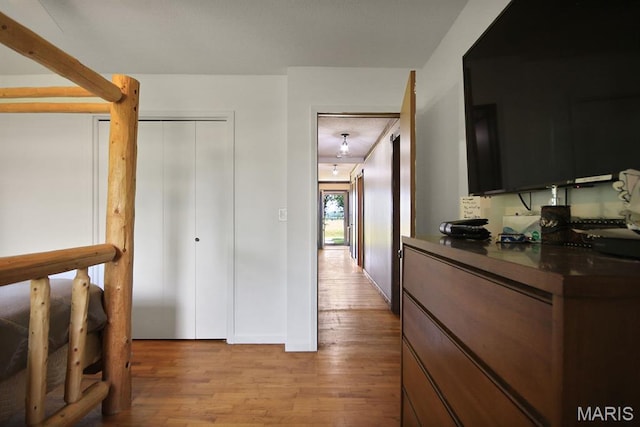 31337 Hudson Rd, Lebanon, MO 65536 - hall featuring light wood finished floors