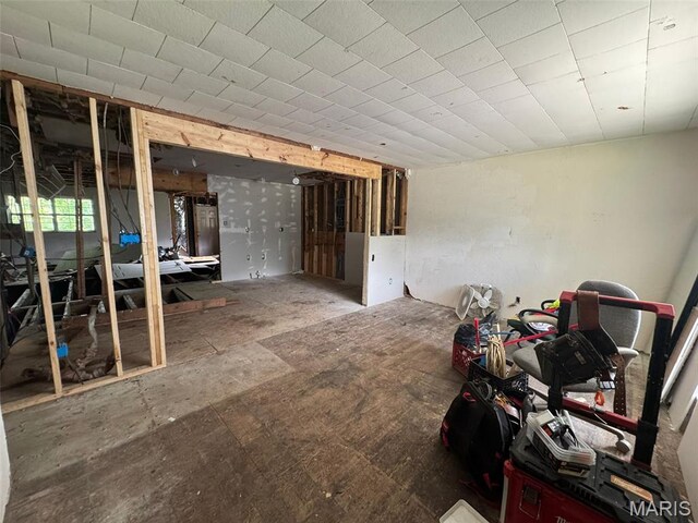 546 N 81st St E, St Louis, IL 62203 - photo 2