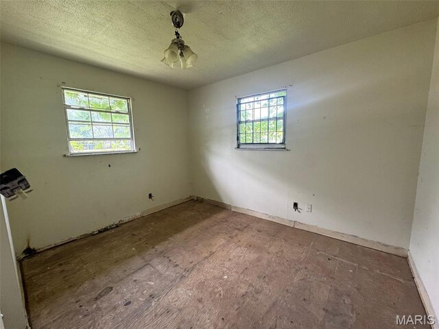 546 N 81st St E, St Louis, IL 62203 - photo 6