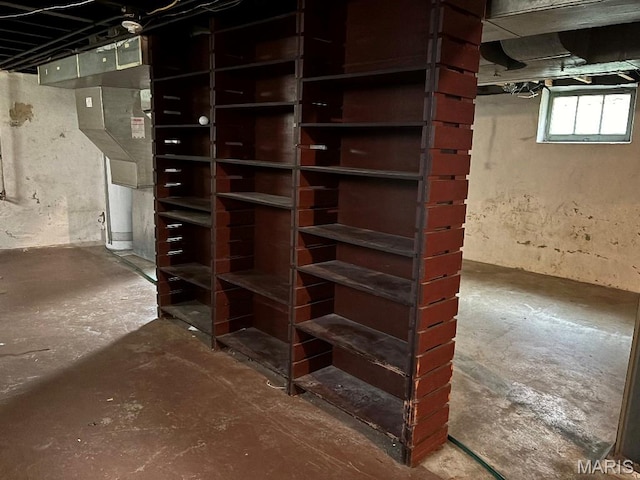 6008 N Pointe Blvd, Saint Louis, MO 63147 - view of basement