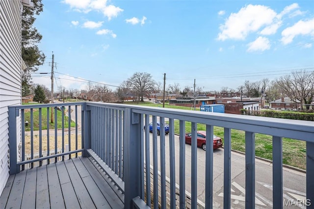 5123 Wicklow Pl, Saint Louis, MO 63111 - view of wooden deck