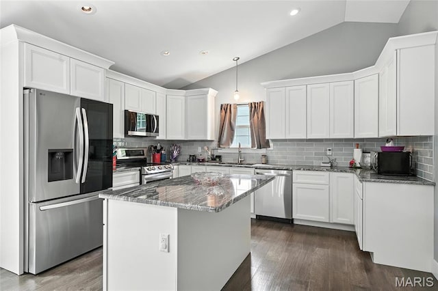407 Trenton Dr, De Soto, MO 63020 - photo 8