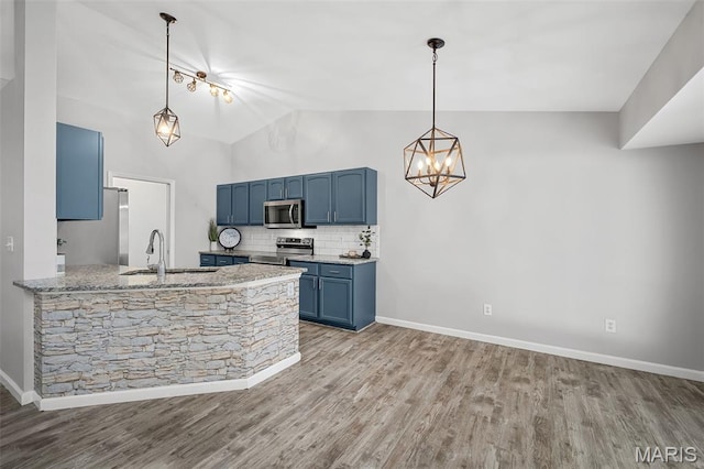 30 Homeplate Ct, Ofallon, MO 63366