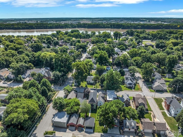 909 S 4th St, Saint Charles, MO 63301 - aerial overview of property's location with a nearby body of water and nearby suburban area