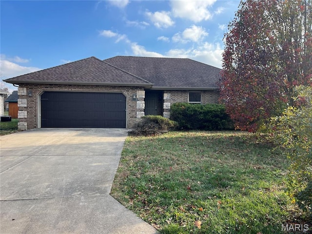 950 E Lily Dr, Ozark, MO 65721 - photo 1
