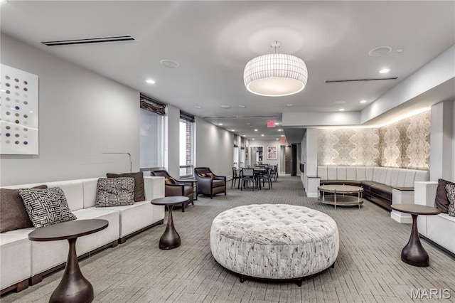 200 S Brentwood Blvd Unit 15C, Clayton, MO 63105 - community lobby featuring recessed lighting