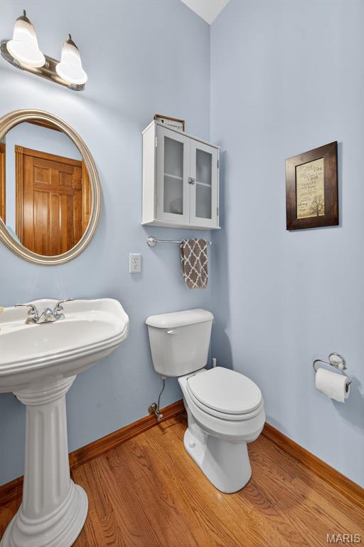 7422 Stream Valley Ct, Saint Louis, MO 63129 - photo 31