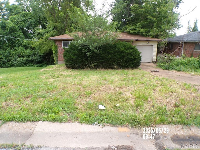 2551 Shannon Ave, Jennings, MO 63136 - photo 1