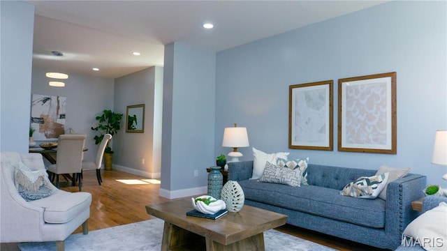 6822 Virginia Ave, Saint Louis, MO 63111