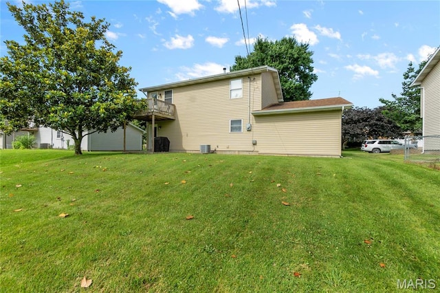 206 Saint Jude, Saint Genevieve, MO 63670 - back of property with a yard and a wooden deck