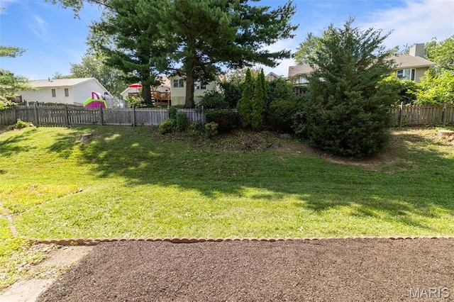 17 Beaujolais Dr, Florissant, MO 63031 - view of yard