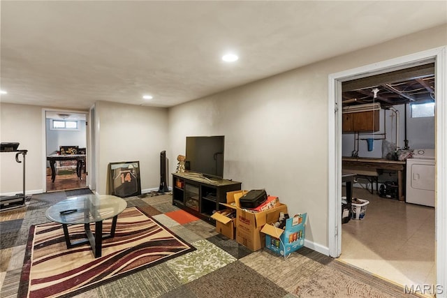 432 N 9th St, Mascoutah, IL 62258 - living room featuring washer / dryer and recessed lighting