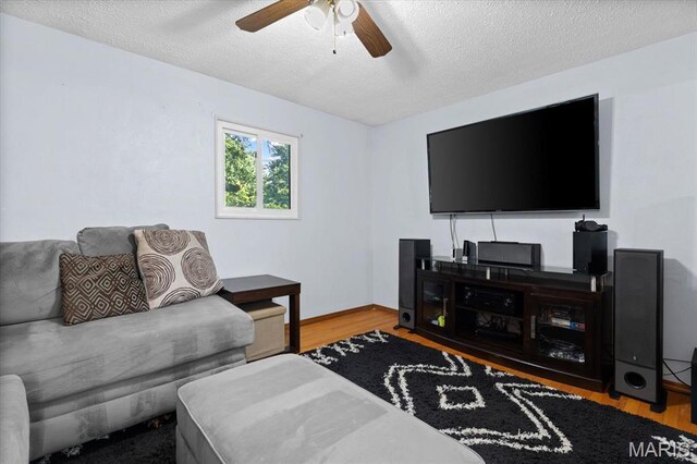 123 Appletree Ln, Glen Carbon, IL 62034