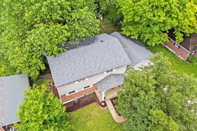 123 Appletree Ln, Glen Carbon, IL 62034