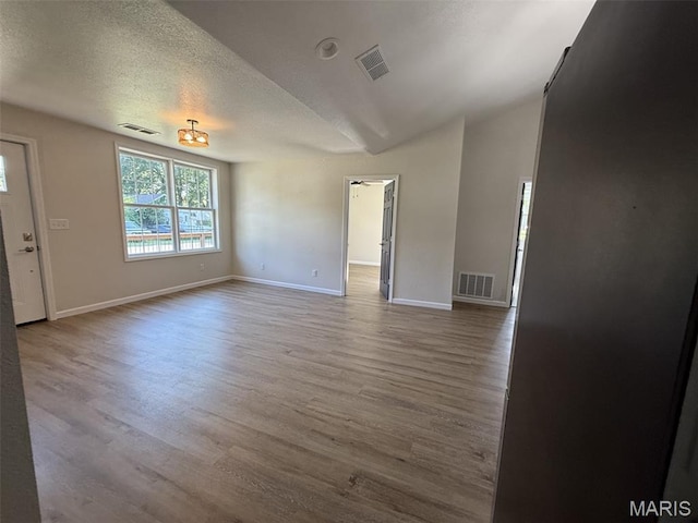 905 W Hays St, Keyesport, IL 62253 - photo 8