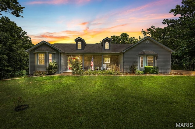 318 Doe Run Ln, Bonne Terre, MO 63628 - view of front facade featuring covered porch and a front lawn
