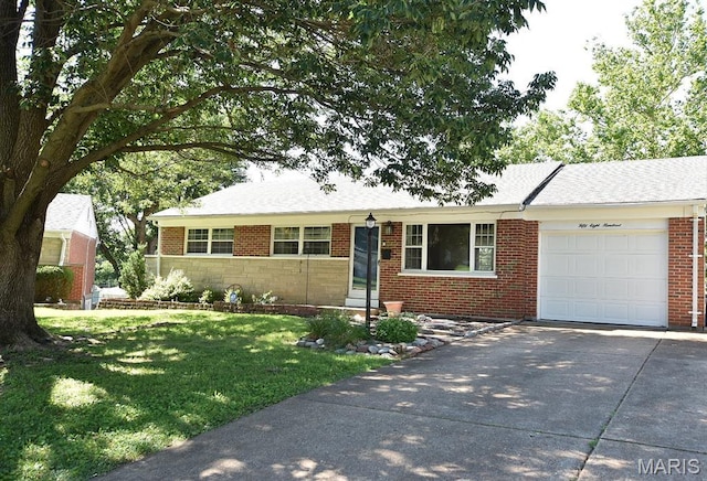 5800 Crossmont Dr, Affton, MO 63123 - photo 3