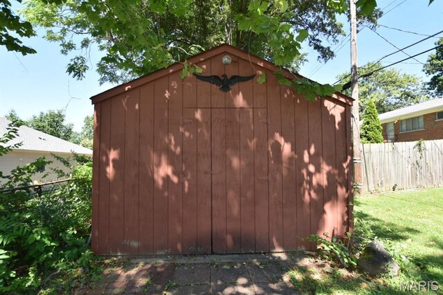 5800 Crossmont Dr, Affton, MO 63123 - photo 22