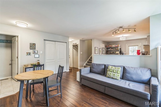 1294 Oakholt Ct, Herculaneum, MO 63048 - photo 5