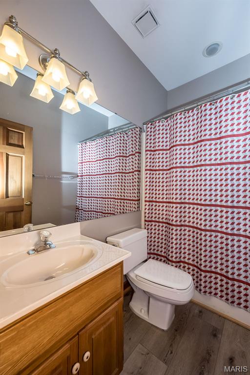 639 Wood Fern Dr, Ballwin, MO 63021 - photo 44