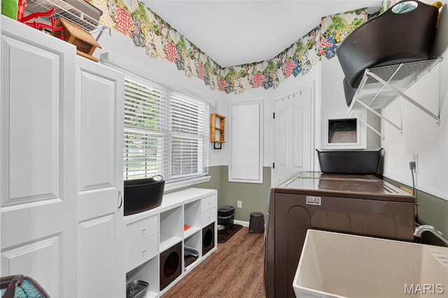 156 Bluffview Dr, Troy, MO 63379 - washroom with wood finished floors and washer and clothes dryer