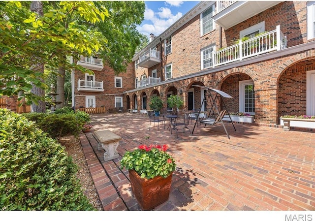 10 Jefferson Rd Unit 3A, Webster Groves, MO 63119 - patio / terrace featuring a patio