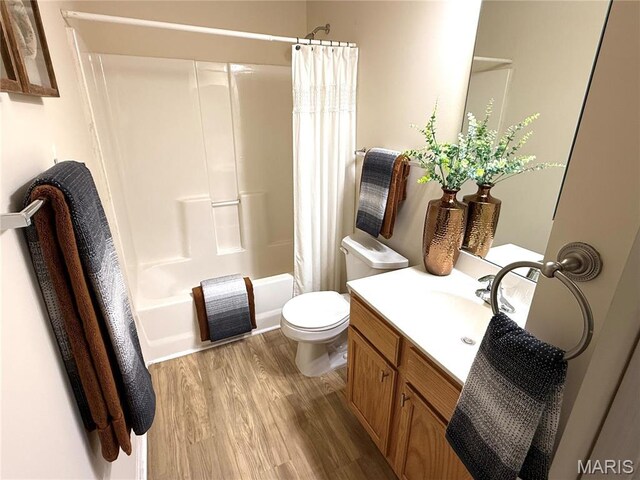 2 Monarch Trace Ct Unit 103, Chesterfield, MO 63017