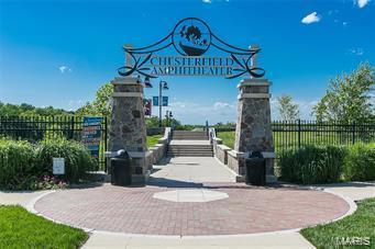 2 Monarch Trace Ct Unit 103, Chesterfield, MO 63017