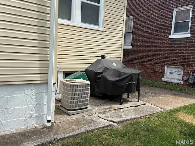 2425 State St, Granite City, IL 62040 - view of patio / terrace with a grill