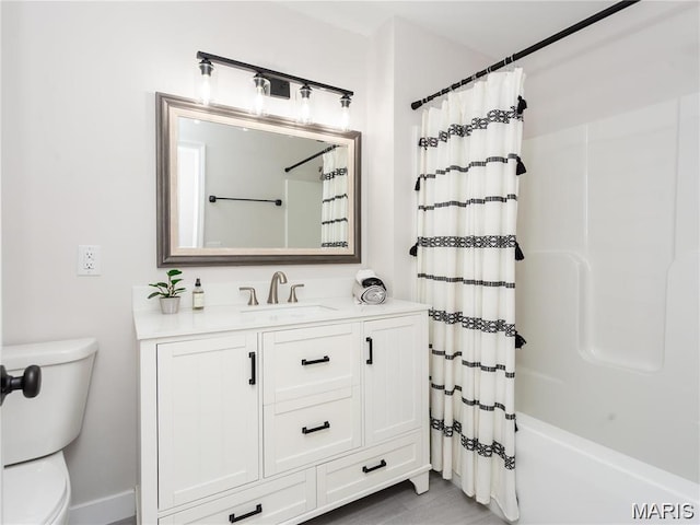 24925 State Route Mm, Farmington, MO 63640 - bathroom featuring vanity and shower / bath combination with curtain