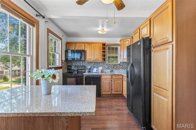 9132 Overton Dr, Affton, MO 63123