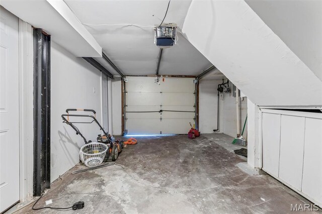 9132 Overton Dr, Affton, MO 63123