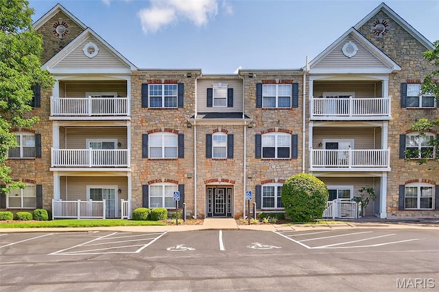 5 Monarch Trace Ct Unit 305, Chesterfield, MO 63017 - view of property with uncovered parking