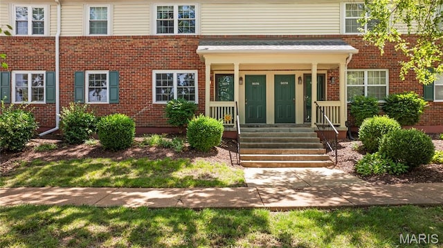 9074 W Swan Cir, Saint Louis, MO 63144 - photo 2