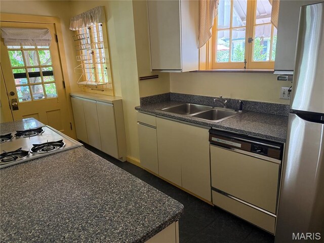 6624 Pershing Ave, Saint Louis, MO 63130 - photo 13