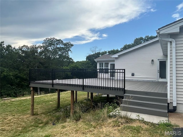 17300 W Bridle Trl, Wildwood, MO 63038 - deck with a yard