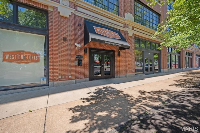 4100 Forest Park Ave Unit 306, Saint Louis, MO 63108 - entrance to property featuring brick siding and french doors
