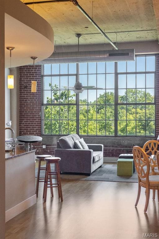 4100 Forest Park Ave Unit 306, Saint Louis, MO 63108 - view of living room