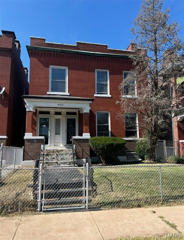 4537 Clarence Ave, Saint Louis, MO 63115 - photo 2