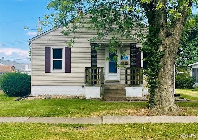 327 Sheridan St, Bethalto, IL 62010 - photo 2