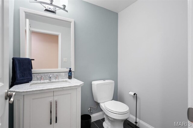 5951 Jamieson Ave, Saint Louis, MO 63109 - bathroom with vanity and tile patterned floors