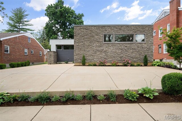 5951 Jamieson Ave, Saint Louis, MO 63109 - view of front of home with stone siding