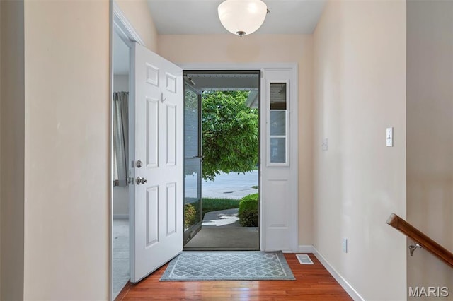 4817 Misty Wood Ct, Wentzville, MO 63385 - entrance foyer with wood finished floors and baseboards